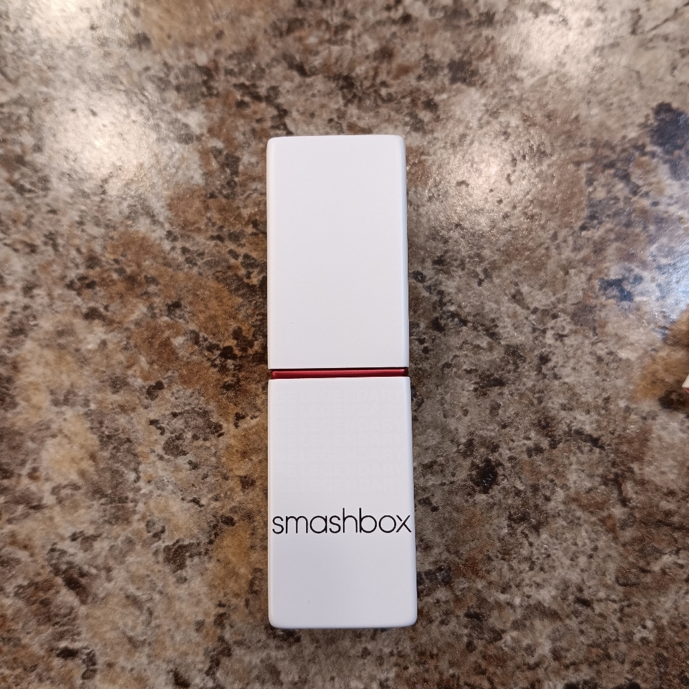 Smashbox Prime and Plush Lipstick DisoIrderly Color